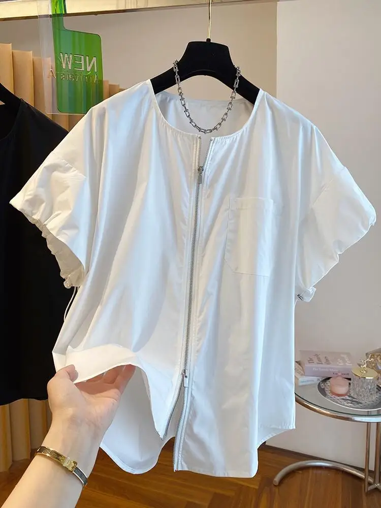 

Women Zipper Shirt Korean Style O-Neck Short Sleeve Blouse Summer New White Fashion Loose Casual Tops Blusas Camisas De Mujer