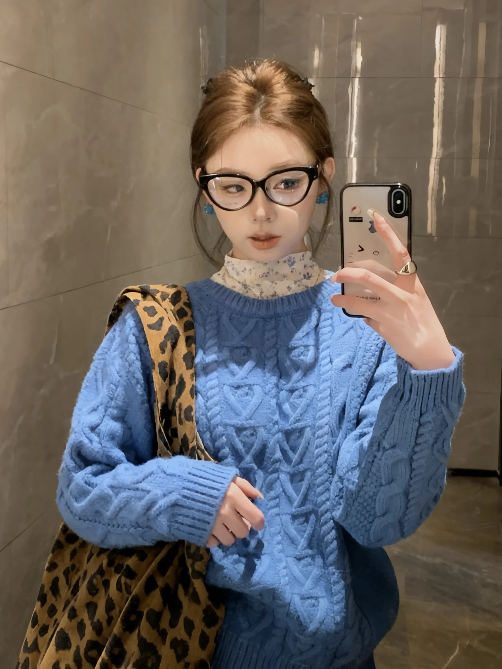 

Kumikumi Gentle Wind Floral High Collar Long Sleeve T-Shirt Women's Spring Layering Loose Sweater Two-Piece Set Casual Fashion