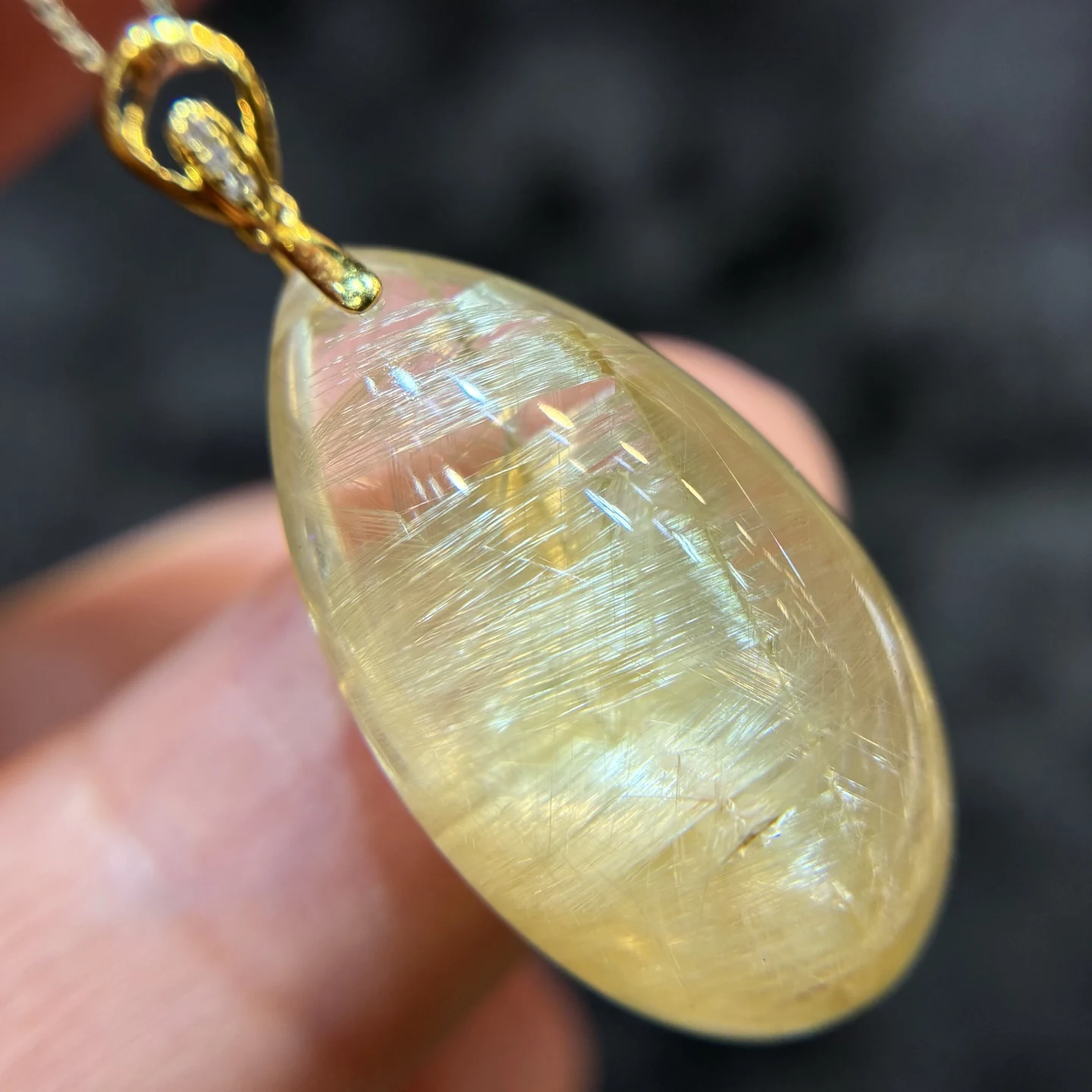 

Natural Gold Rutilated Quartz Pendant Water Drop 25.8x14.1x10.9mm Rutilated Round Jewelry Men Women Brazil AAAAAAA