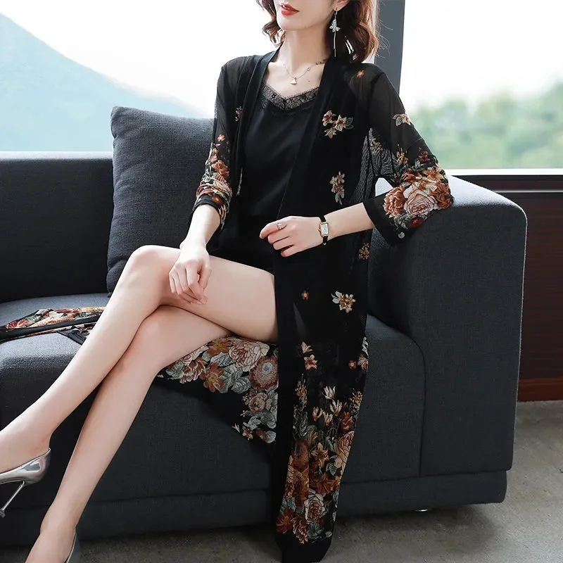 Thin Chiffon Cardigan Female 2023 Summer New Lace Hollow Women Sun Protection Coat With Long-Sleeved Mid-Length Shawl Trendy W19