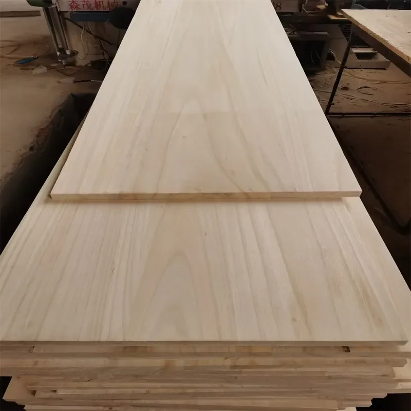 Eco-friendly Material Soft Natural Grain No Foot Fatigue Solid Wood Paulownia Flooring in Home Decoration