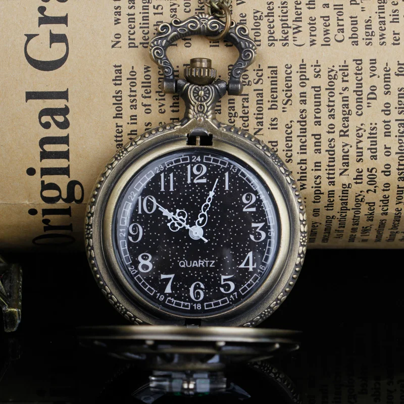 Exquisite Compass Design Vintage Hollow Skeleton Pocket Watch Women Man Necklace Pendant with Chain Gift Antique Clock