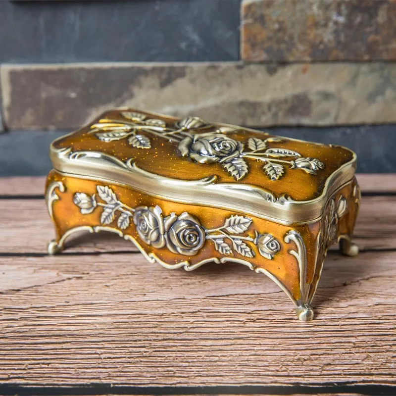 Metal Jewelry Box, European Style Creative Jewelry Box. Exquisite Rose Jewelry Box Rectangular Cotton Swab Toothpick Storage Box