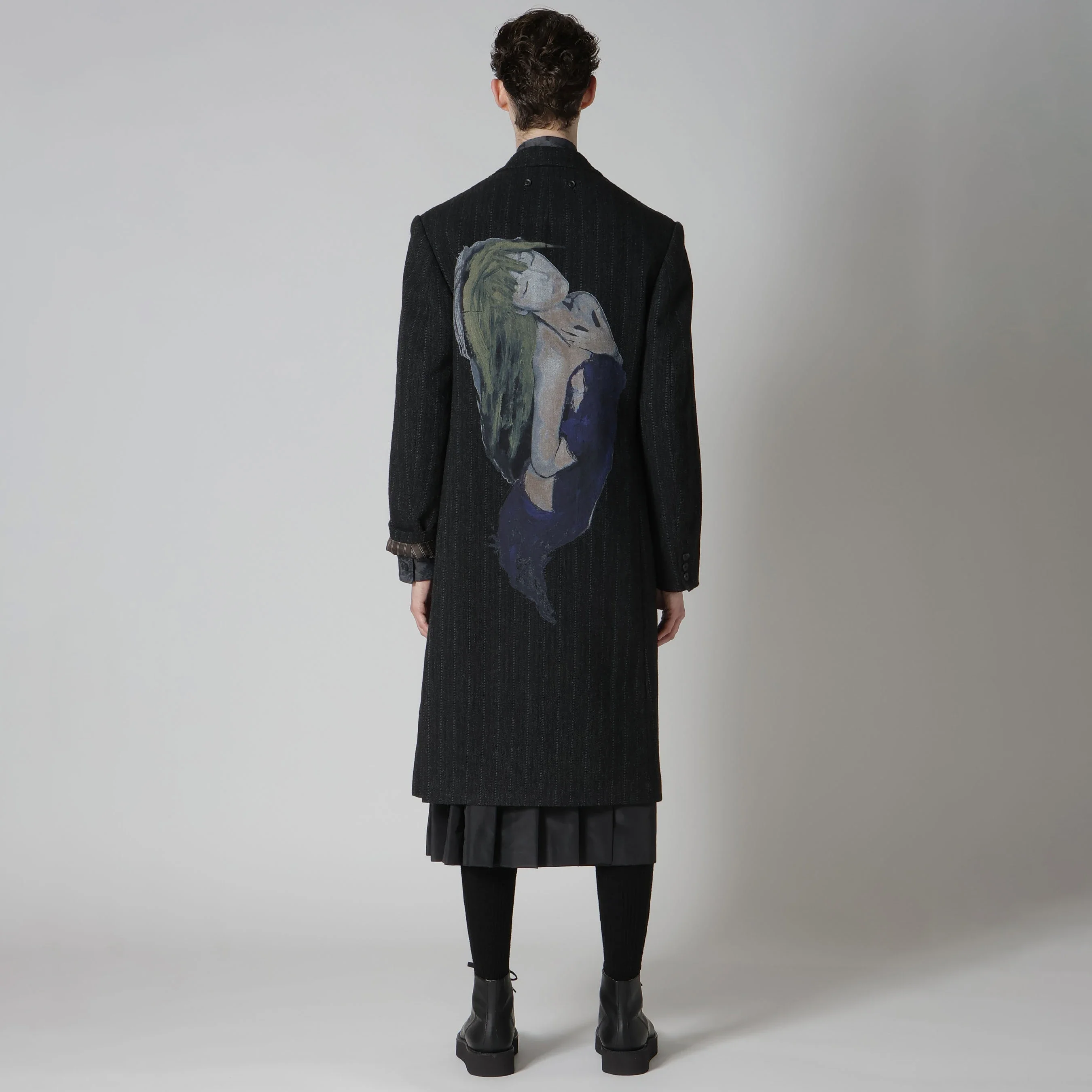 

YOJI OOAK японское пальто средней длины с принтом на спине и портретом из смеси шерсти