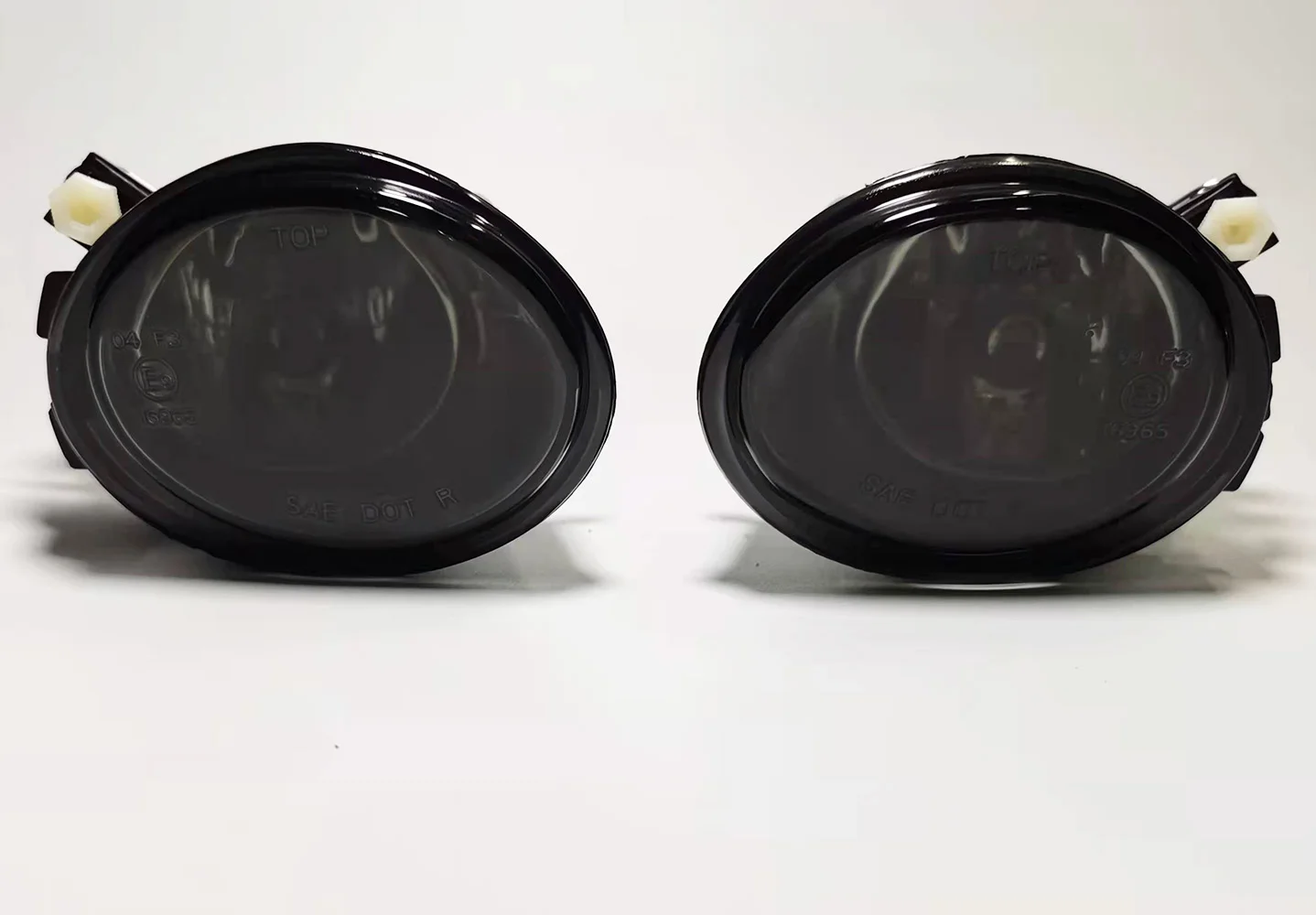 For BMW E46 01-06 3 Series M3 00-03 E39 M5 1995-2004 Front Bumper Fog Light with bulbs Halogen Lamps Pair Smoke lens