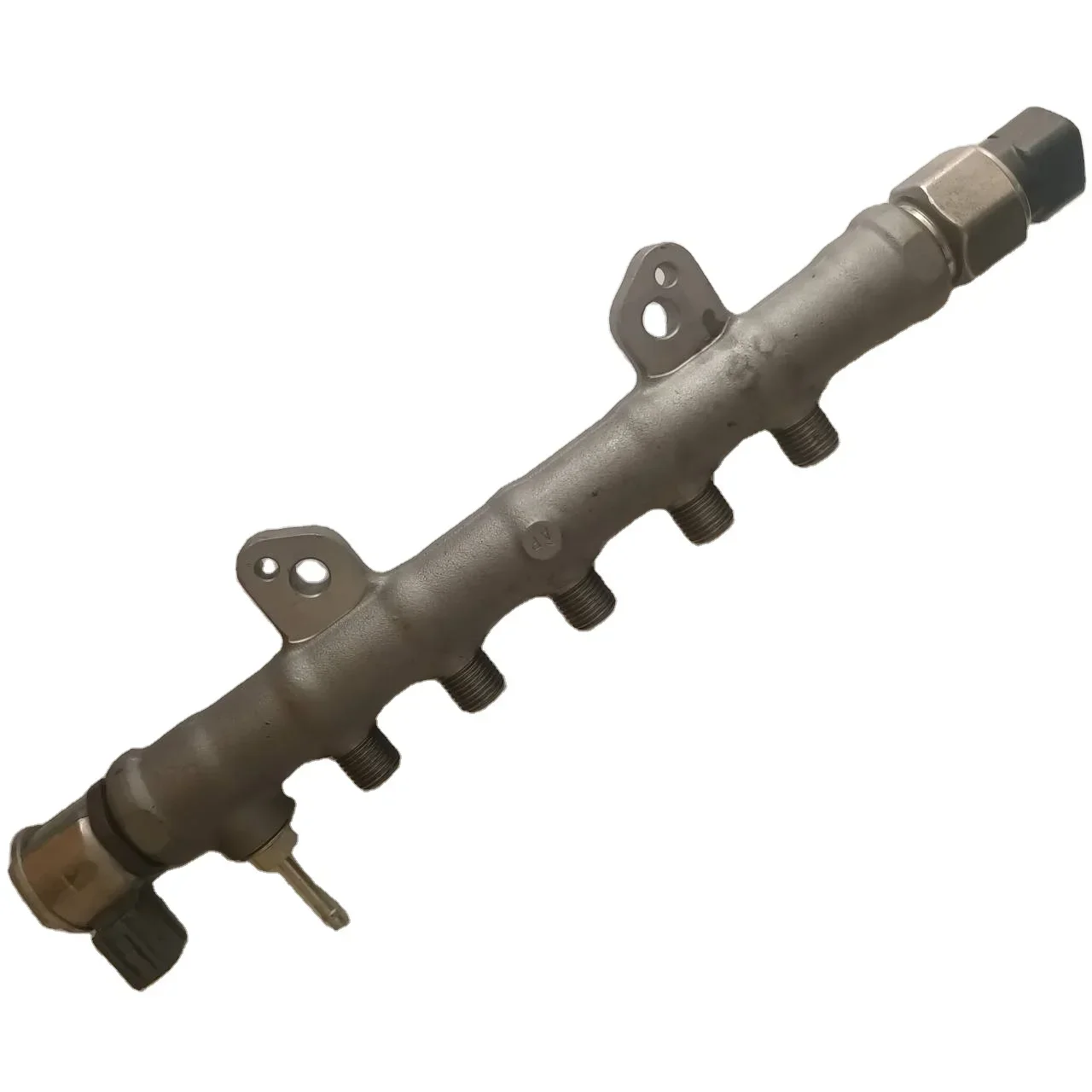 

Common Rail Assy 23810-0E010 23810-0E011 23810-11030 23810-11031 For 1GD 2GD Engine HOT SALES