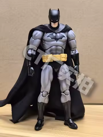 CT Toys Batman Figure Batman Mafex 126 Action Figures DC Justice League Hush Figurine The Dark Knight Collection Toy gifts