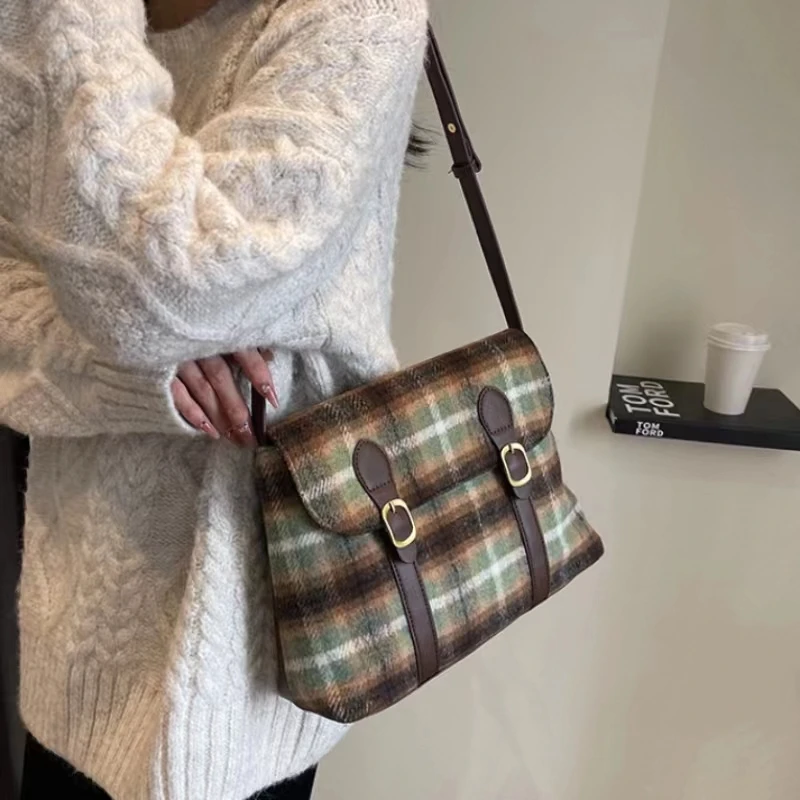 Women\'s Classic Cloth Checkered Pattern Shoulder Bag Winter Fashion Causual Crosssbody Messenger Bag Female Luxury Retro Handbag