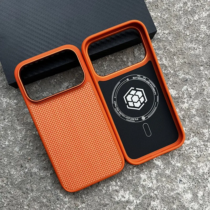 

Real Carbon Fiber Case for iPhone 17 Pro/ 17Pro Max for Magsafe case Magnetic Aramid Fiber Tpu Edge высокое качес