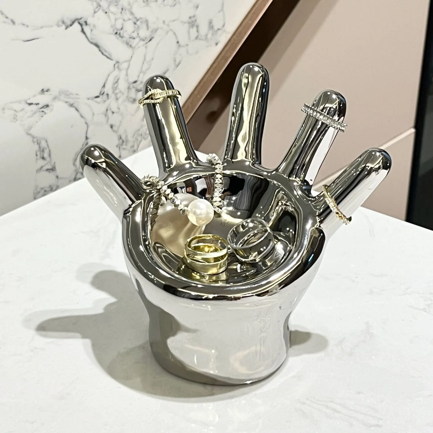 Creative Six/five Finger Shape Ring Bracelet Storage Decoration Ceramic Makeup Table Jewelry Rack Clothing Store Decoration, 1Pc