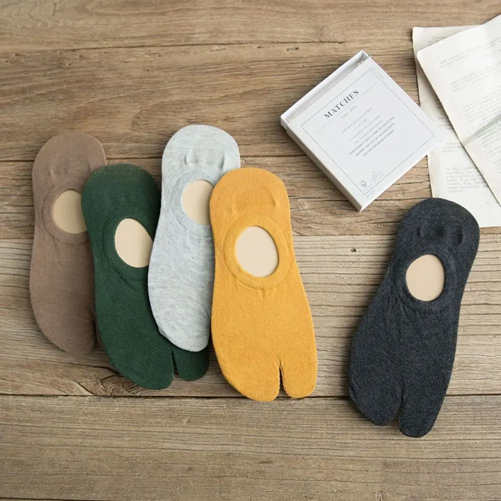 One Size Cotton Non-slip Split-toe Socks Thin Socks Silicone Couple Sandal Socks