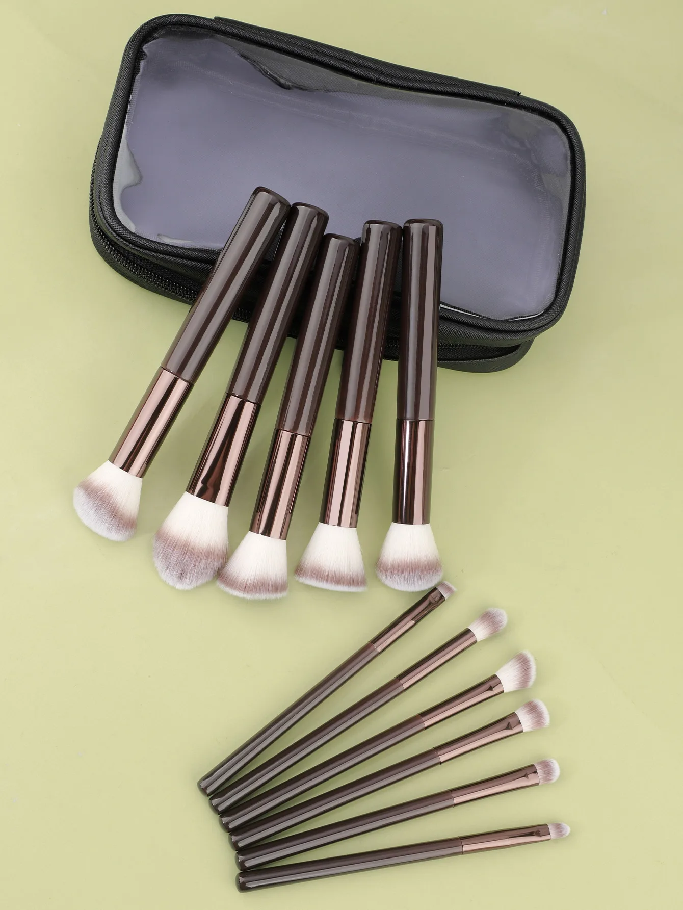 Makeup Brushes Professional Make Up Brushes Premium Synthetic Powder Concealers Brushes Travel Makeup Brush Set with Case (C