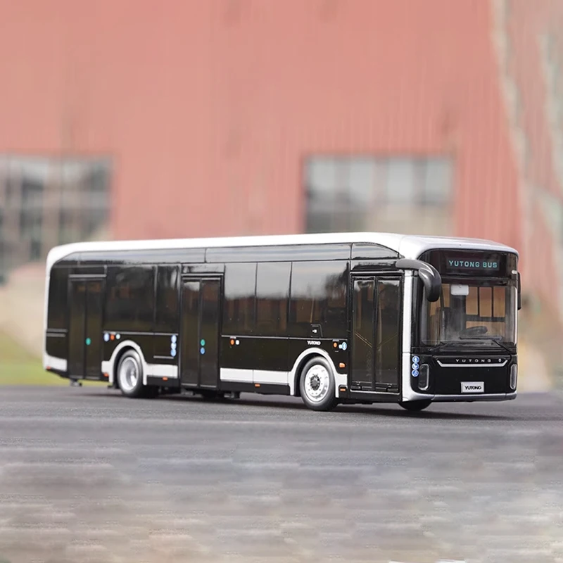 Diecast 1:42 Scale Yutong Bus U12 Overseas Edition Alloy Car Model Finished Product Simulation Toy Collection Gift Static Model