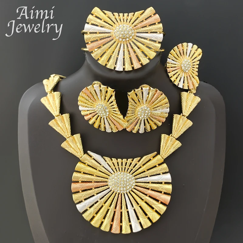 

Personalized Exquisite Gold Plated 4Pcs Jewelry Set for Women Big Size Necklace Earring Bracelet Ring Bridal Wedding Party Gifts