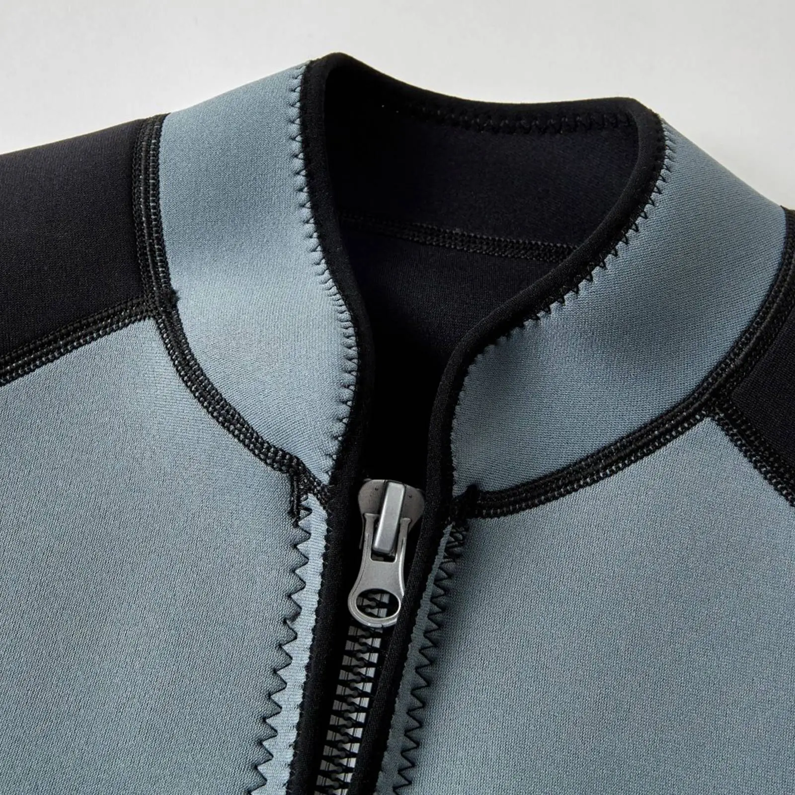 Thumbnail 4 - #12 Cheap Wetsuit Tops Worth Buying