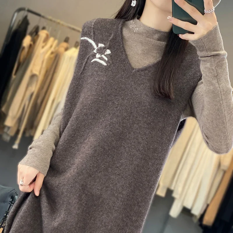 Women's Monochromatic Long V-Neck Cashmere Sweater Sleeveless Knitted Bottoming Shirt Wool Embroidered Vest for Autumn Winter - Image 6