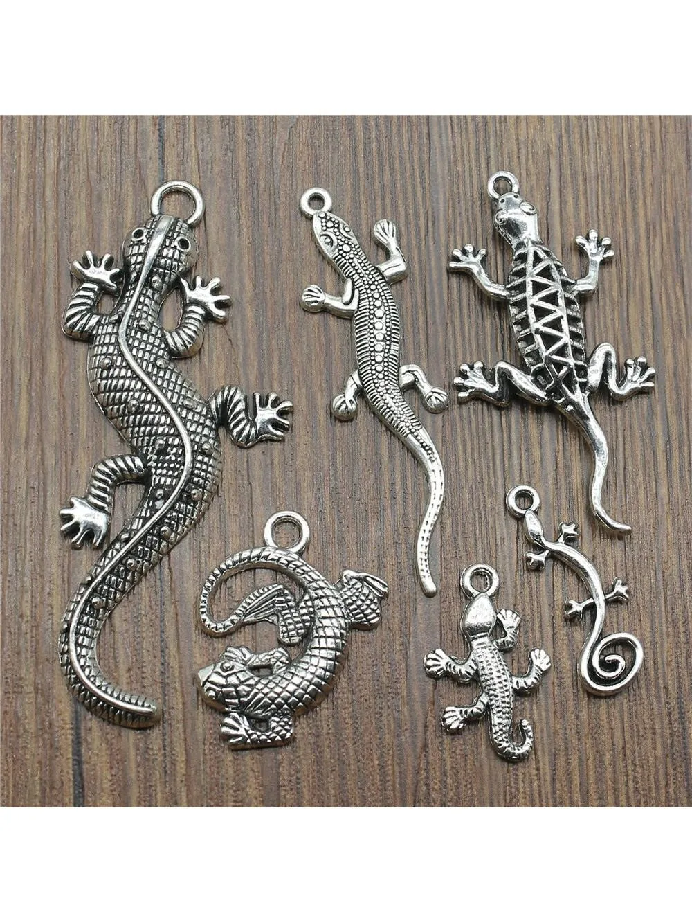 4 sztuk Charms Gecko antyczne srebro kolor jaszczurka Charms zawieszki do bransoletek kameleon Charms hurtownie — zdjęcie 2