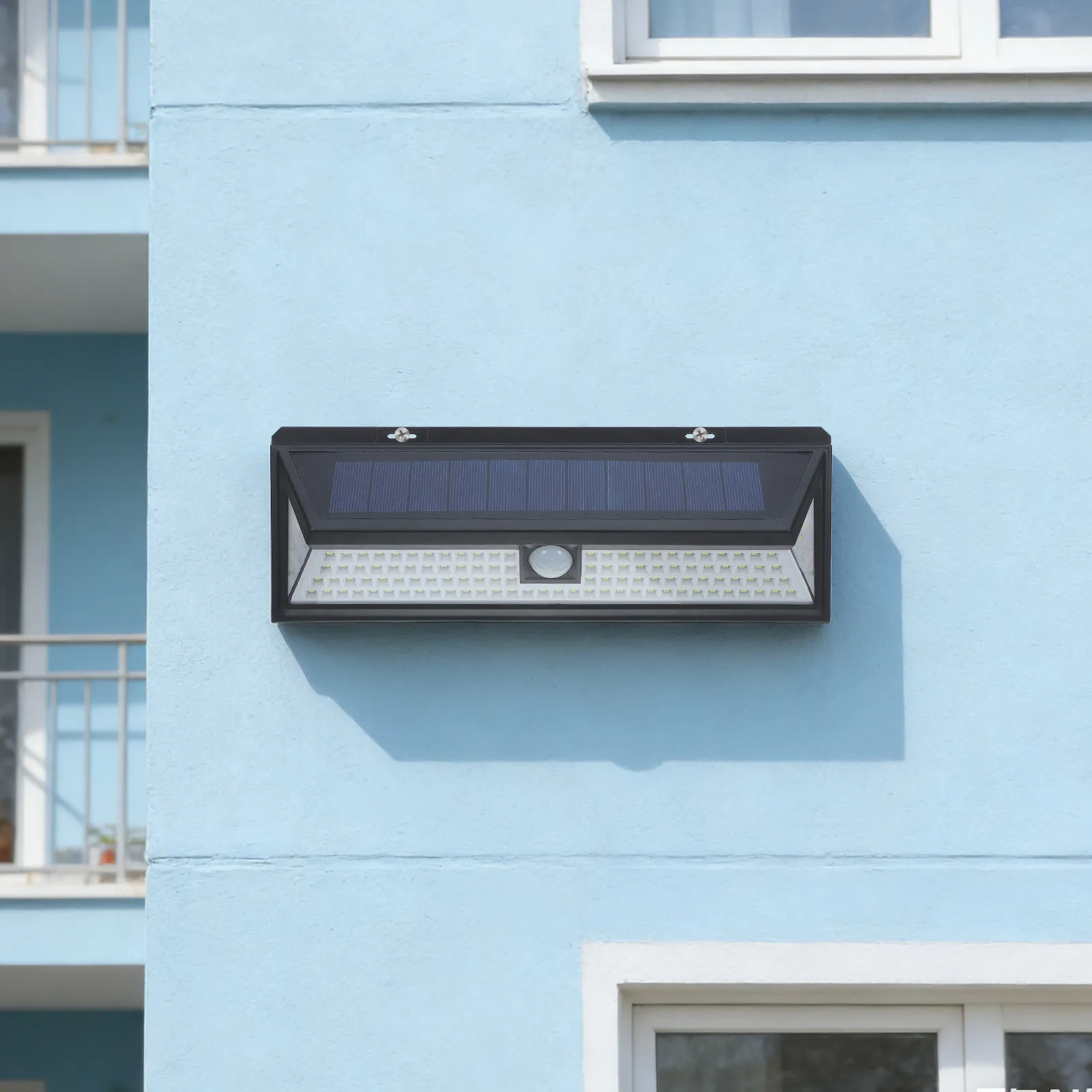 118 LED Solar Outdoor Sensor Wall Lamp Night Light Cold White Waterproof Garden Safety Solar Wall Lamp