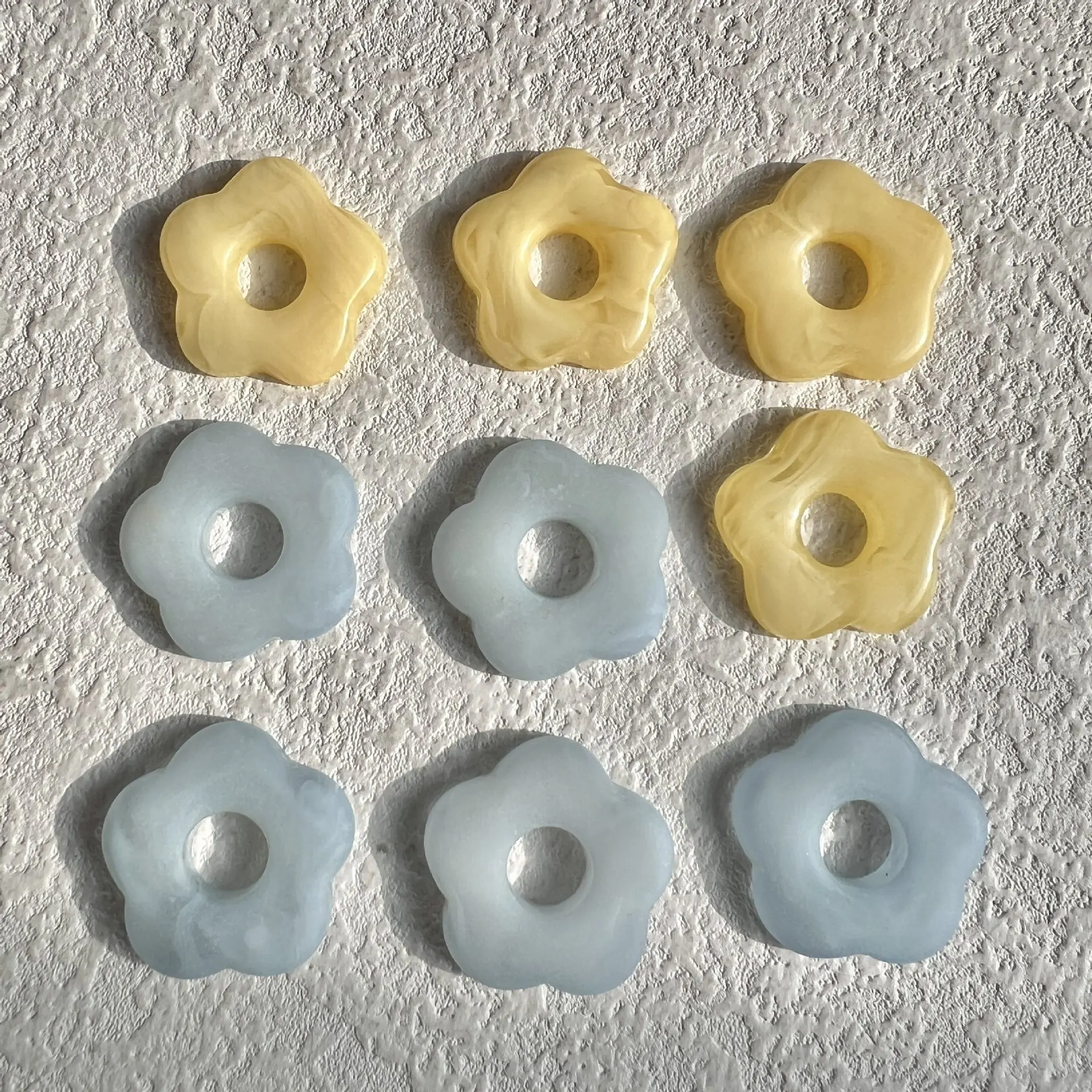 

10 шт. модных подвесок в виде цветов, акриловые, ручной работы, полые, для ожерелий и серег, соединители для серег, фурнитура для изготовления ювелирных изделий своими руками