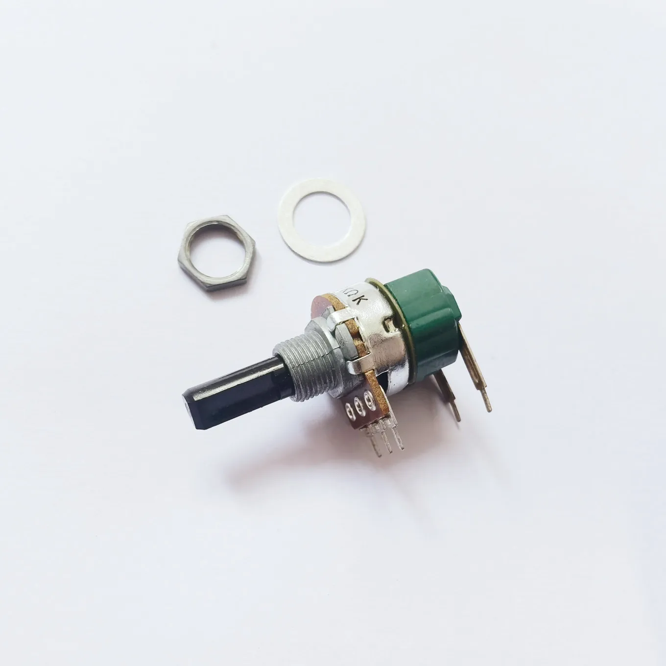 Original new 100% 2K 100K 500K B39S1PHD B39S1 AC125V 3A 6A with switch single potentiometer