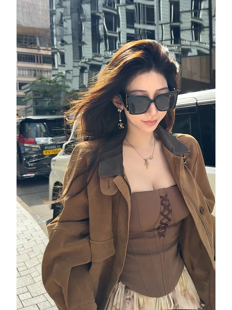 

Модный жилет с перекрестными лямками и утягивающим эффектом на талии, осенняя коллекция, дизайн Sli, из эластичной хлопковой смесовой ткани, цельный.