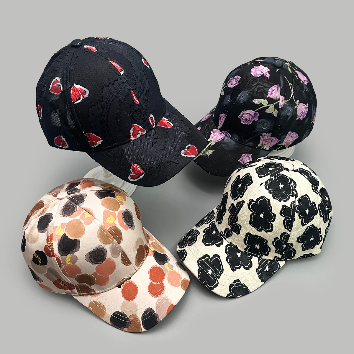 

Color Block Printed Flower Love Baseball Hats New Men Women Sunshade Hardtop Versatile Casual Elegant Fashion Retro Peaked Caps