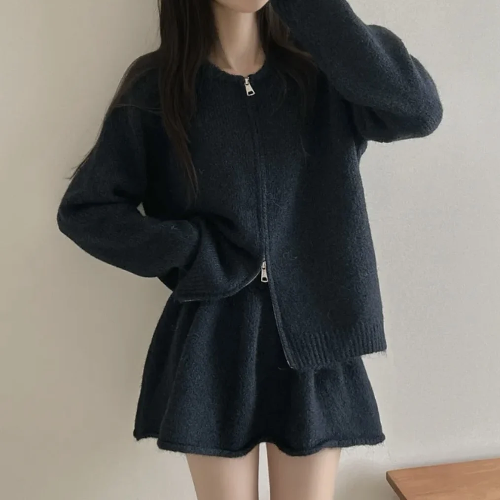 

Chic Long Sve Knitted Zipper Top And Skirt Two Piece Set for Women Autumn Winter Versatile Lazy Sle Ladies Faion