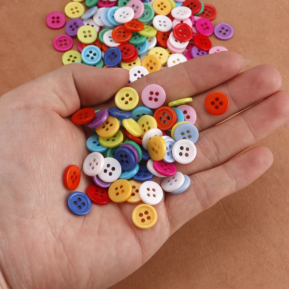 200Pcs Round Buttons Mixed Color Set for Crafts Sewing DIY Manual Button Painting DIY Handmade Ornament Buttons 9/11mm - 4 Holes