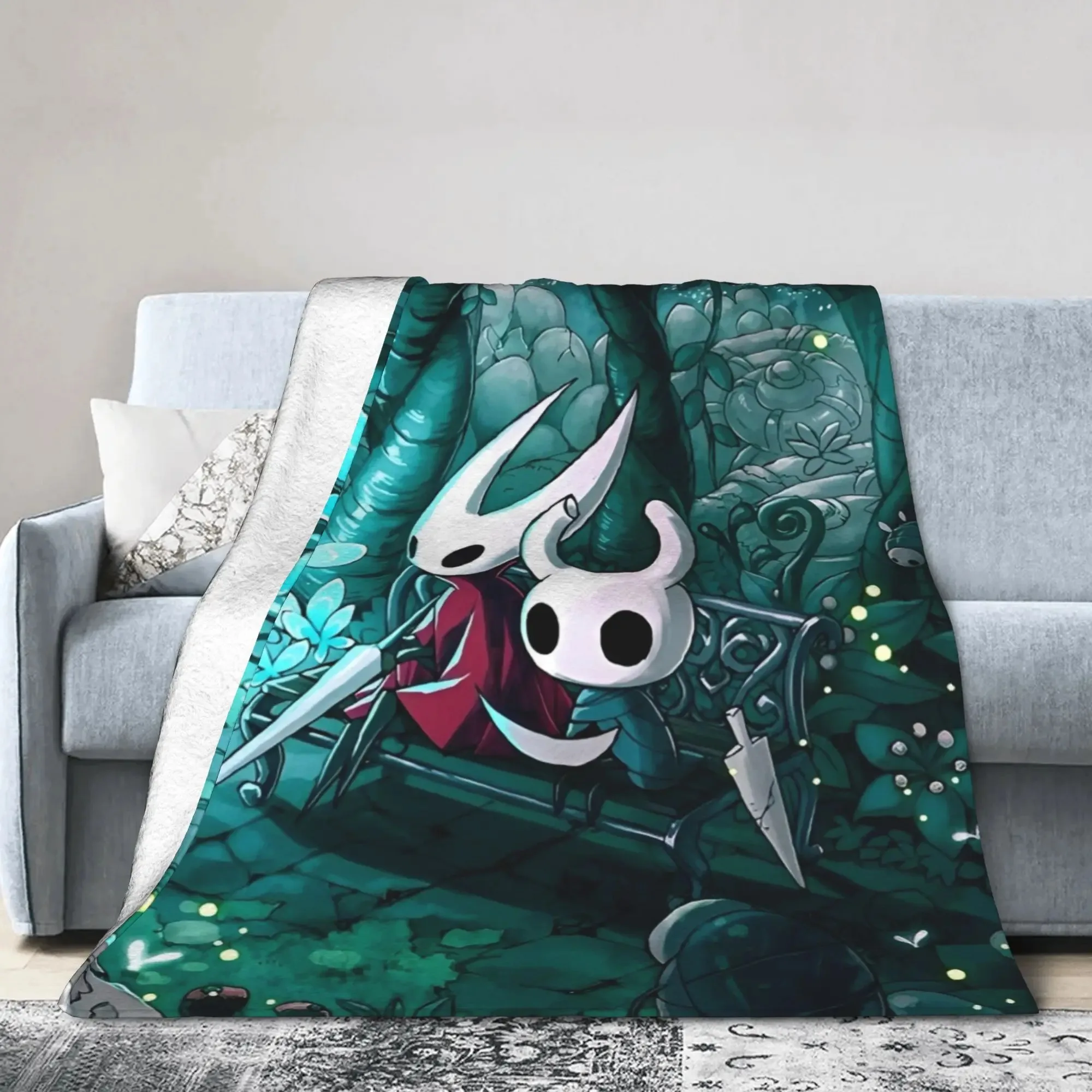 

Фланелевое одеяло Hollow Knight Silksong, всесезонное, подходящее для декора и подарка, высококачественный материал, коллекционер для геймеров, незаменимый