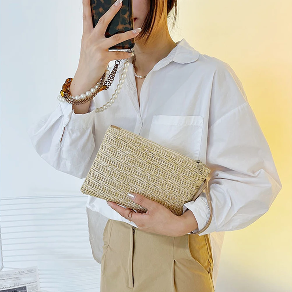 Рисунок 6 - Кошелек с соломенной оплеткой