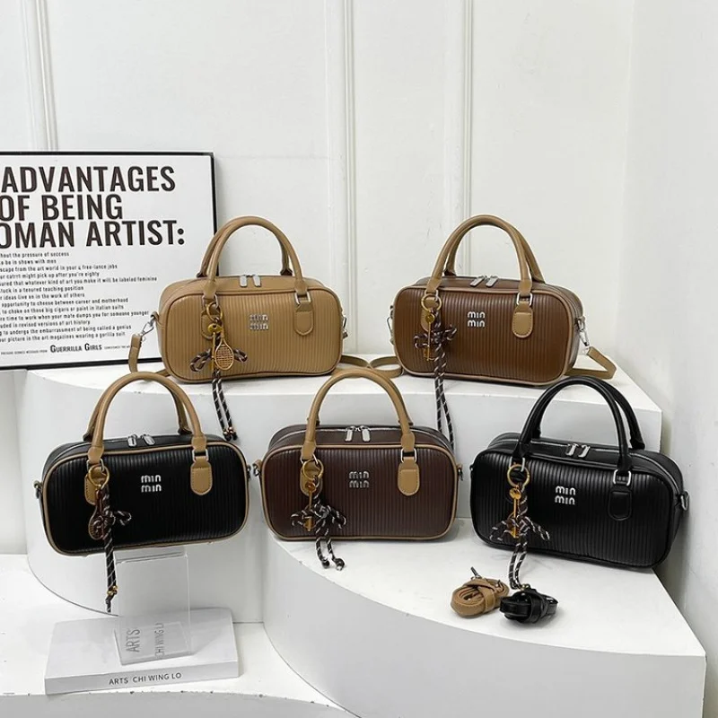 

High-End Women's Crossbody-Bag Crafted From Fine Leather Boasting Paris Vintage Daily Chic Look​