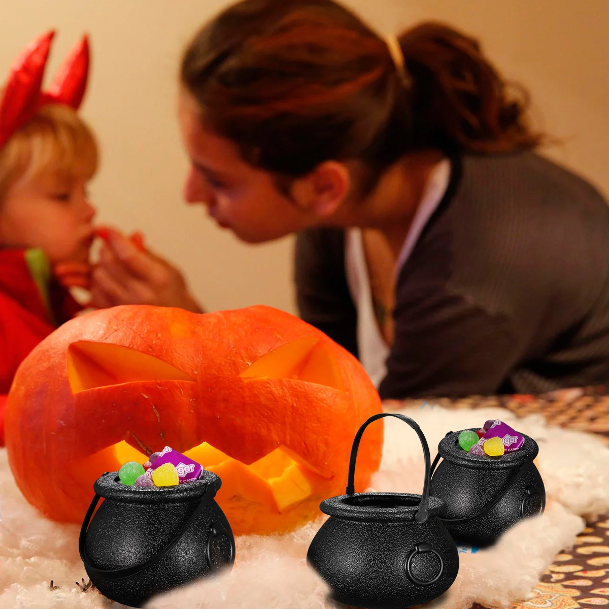 

12Pcs Halloween Cauldron Black Candy Holder Witch Kettle Bucket Mini Jars for Parties and Haunted Houses