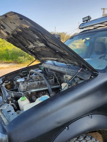 Dla Suzuki Grand Vitara 1998-2005 dla Mazda kontynuuj Levante zmodyfikuj siłowniki pneumatyczne 2x przednia maska Bonnet wspornik podnośnika amortyzator wstrząsów Rod