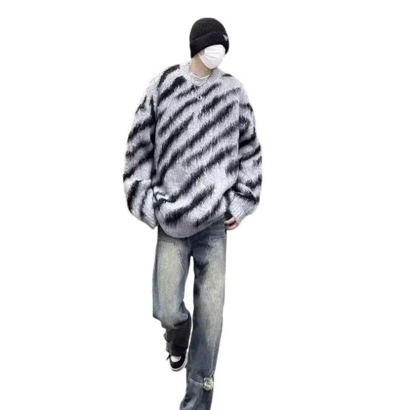 Hong Kong style lazy striped contrasting sweater for men in autumn and winter fashion brand versatile casual loose jacket