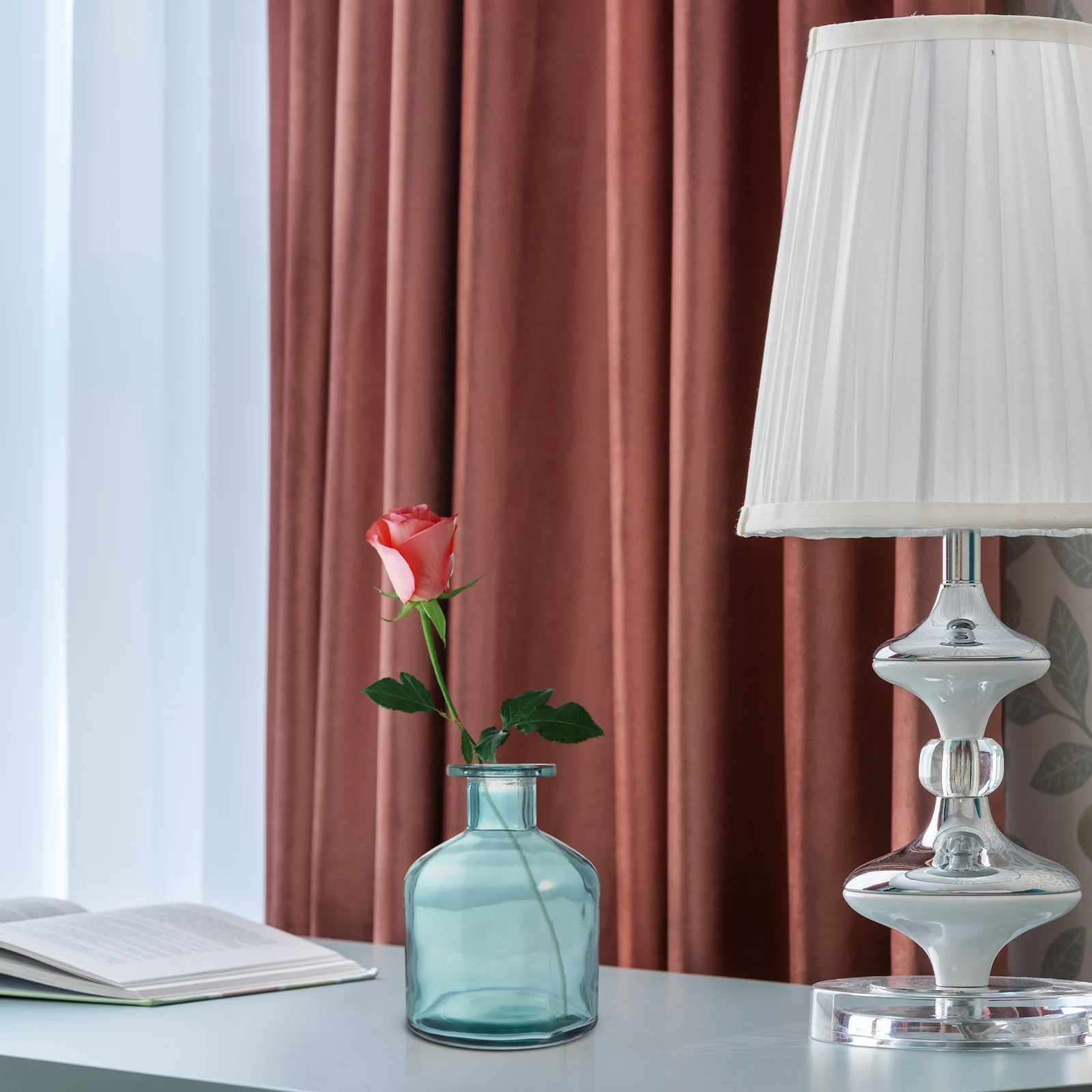 

2 Pcs Aesthetic Flower Vase Flowers Modern Decorative Vases Green Tabletop Glass