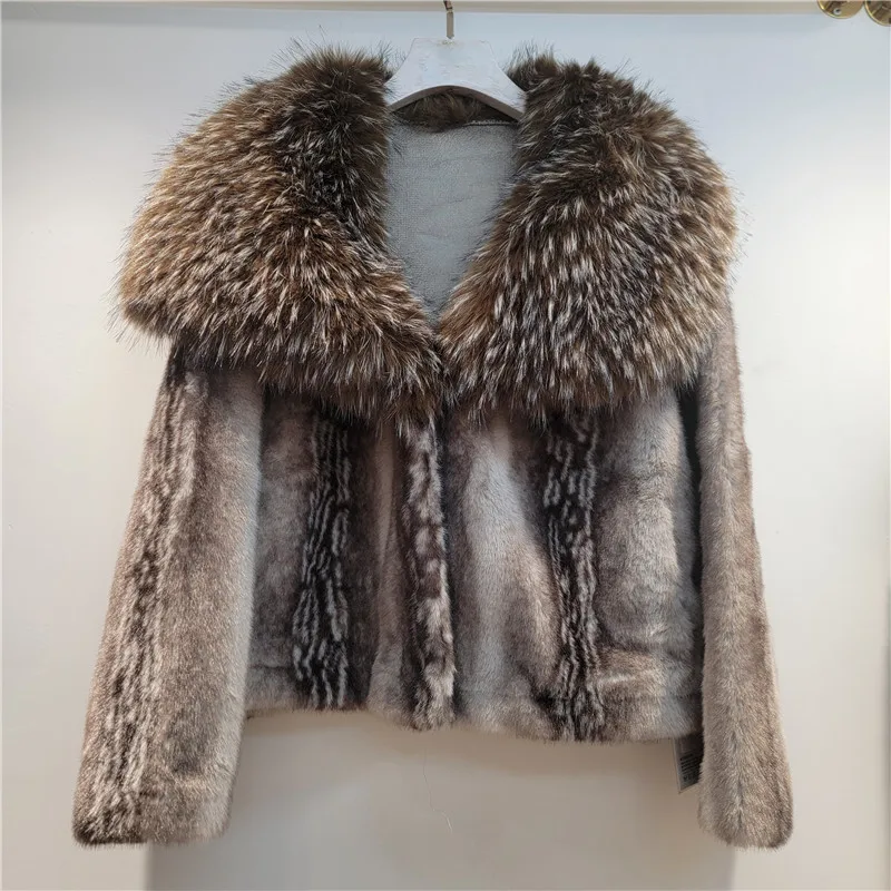 Faux Fur Coat 2025 New Winter Short Coat Imitation Mink Fur One-Piece Eco-Friendly Fur Coat for Women with Large Collar