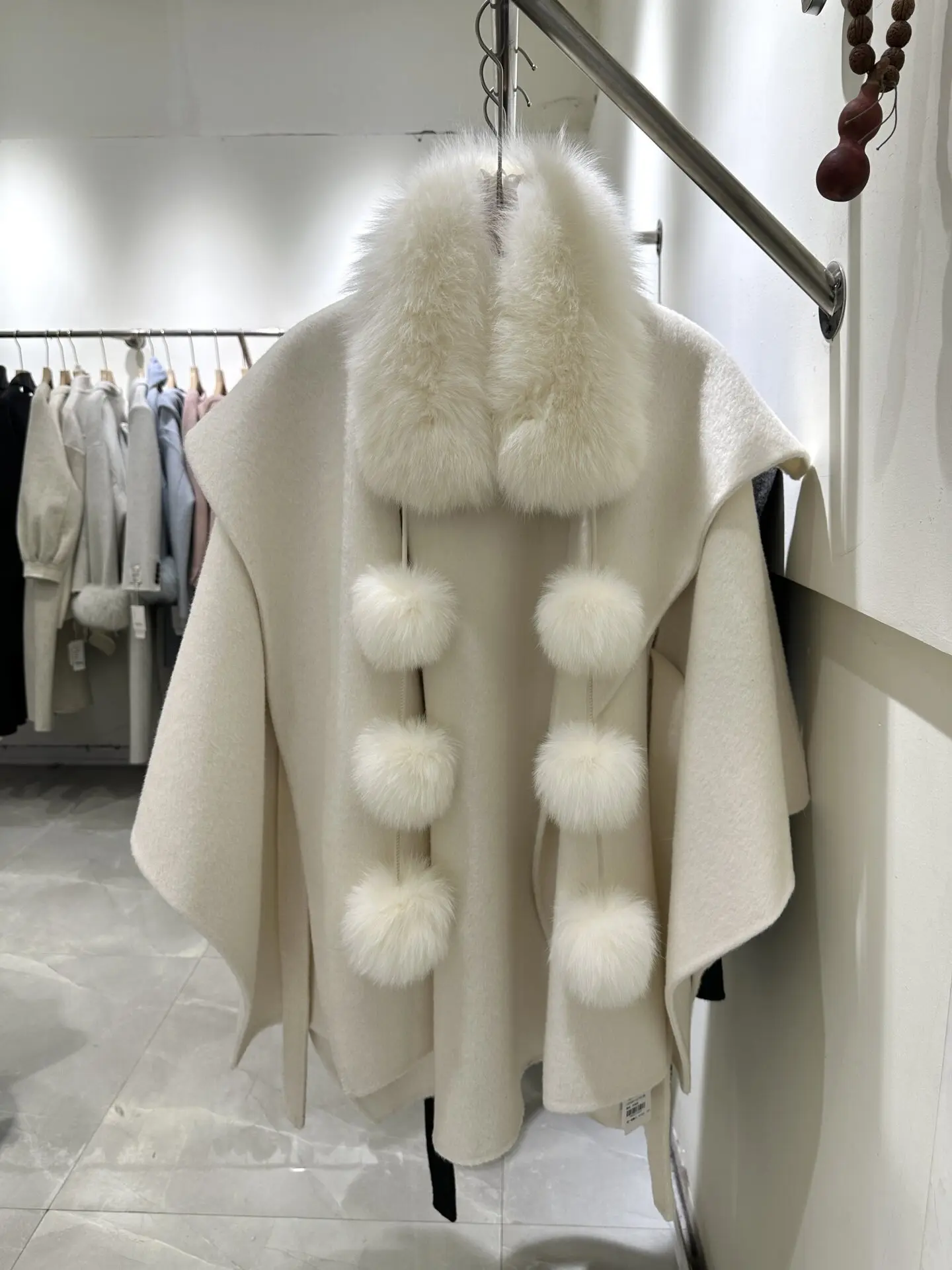 Minimalist Cape Shawl Double Face Wool Coat Women Fox Fur Collar Noble Lady Premium Woolen Cloak Elegant High End Winter Outer