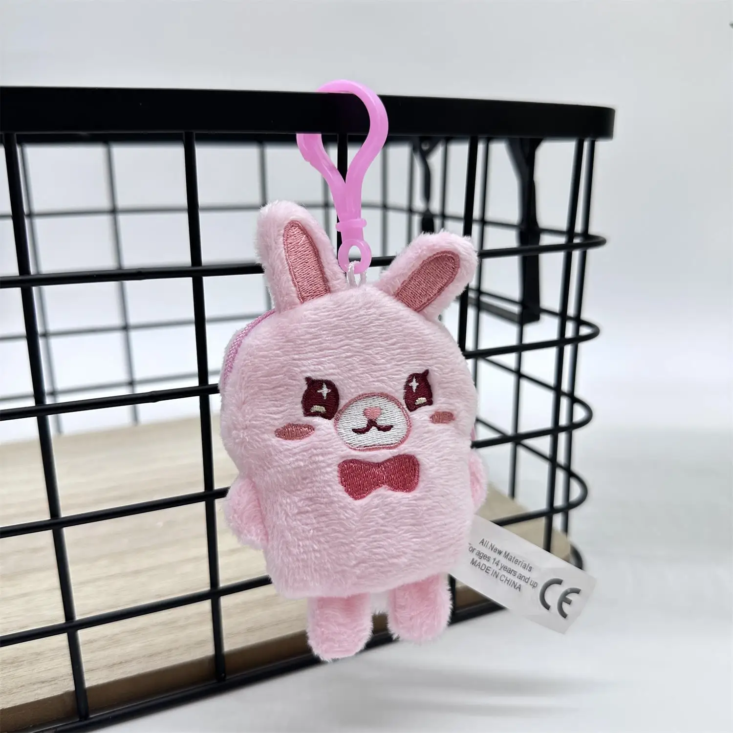 Nowy kreatywny Kawaii różowy królik torba na słuchawki kreskówka królik zwierzęcy wysokiej jakości pluszowa Mini torba Bluetooth torba ochronna na słuchawki