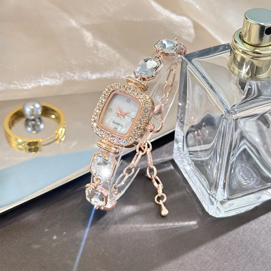 

Новые прямоугольные женские часы-браслет с перламутром и кварцевым механизмом, с блестящим дизайном «Сахарный кубик», застежкой-карабином, регулируемые, роскошные наручные часы