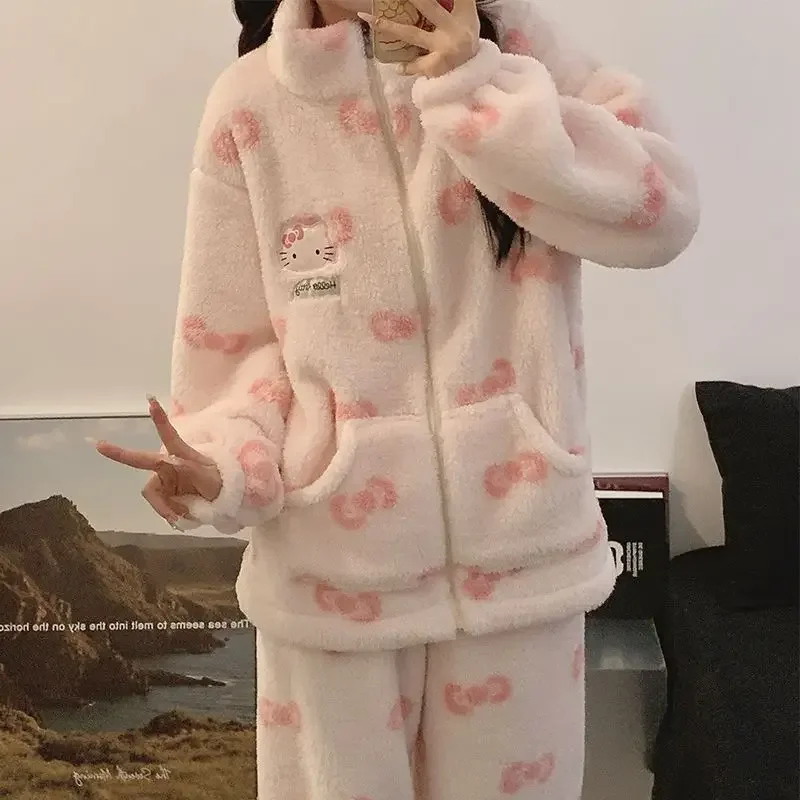 Hello kitty doux et mignon motif de dessin animé créatif fille nouveau ample confortable épaissi chaud corail velours maison ensemble de vêtements