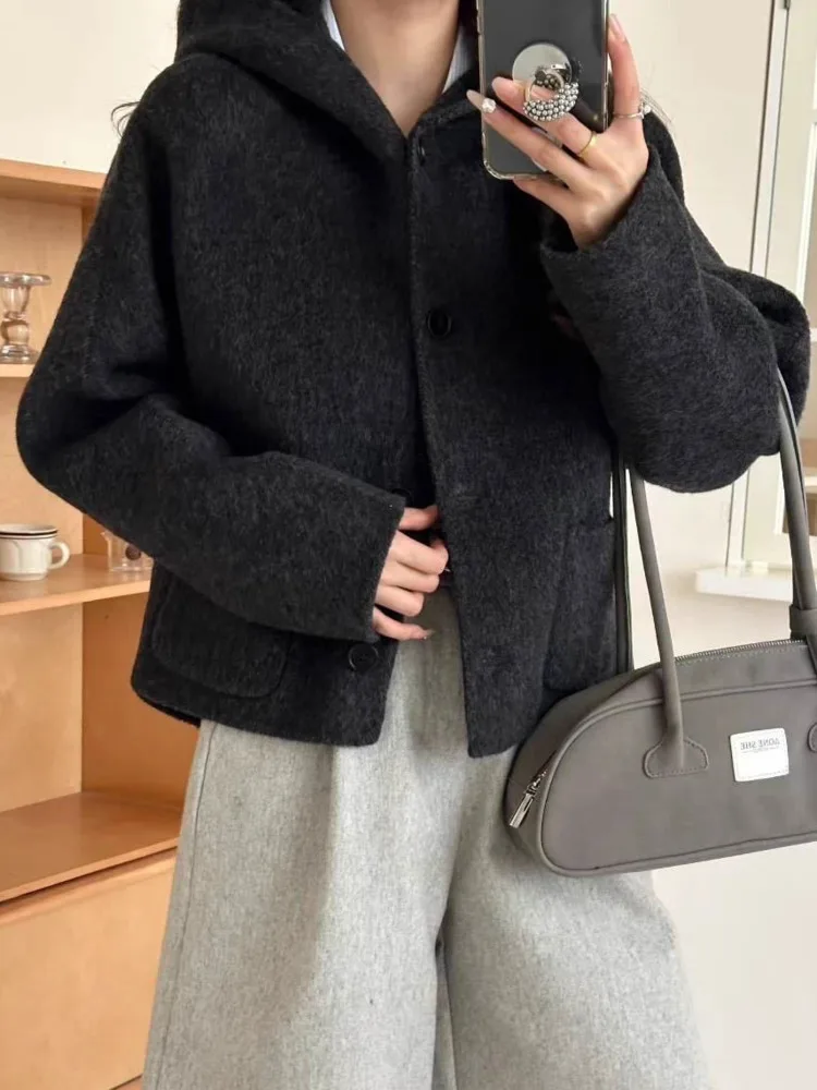 ZMEENNA Lässige kurze lila Kapuzenjacke für Damen mit Knopfleiste vorne und großen aufgesetzten Taschen, Herbst-Winter-Oberbekleidung ZM3714