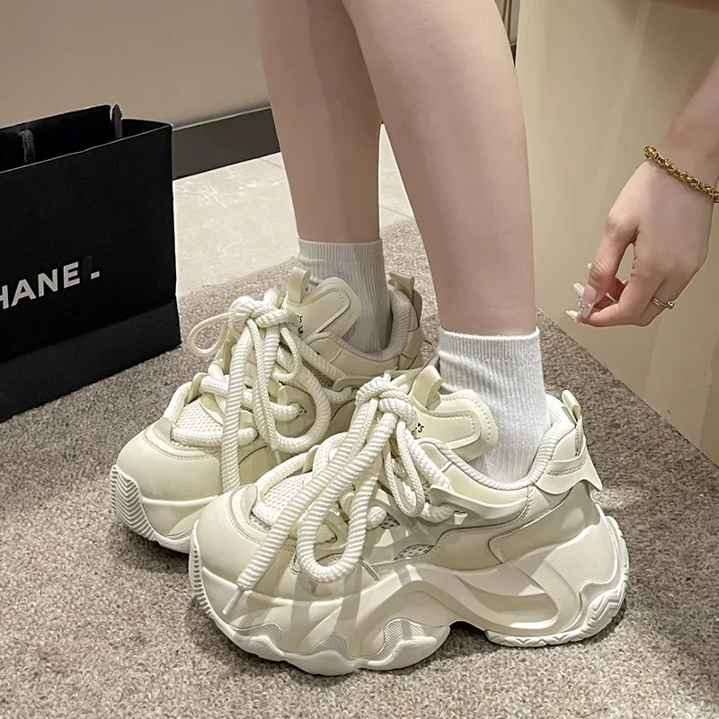 

2025 Chunky Sole Dad Shoes for WomenPlatform Athletic Sneakers for Winter Height Increasing Casual Running ShoesFashion Trainers