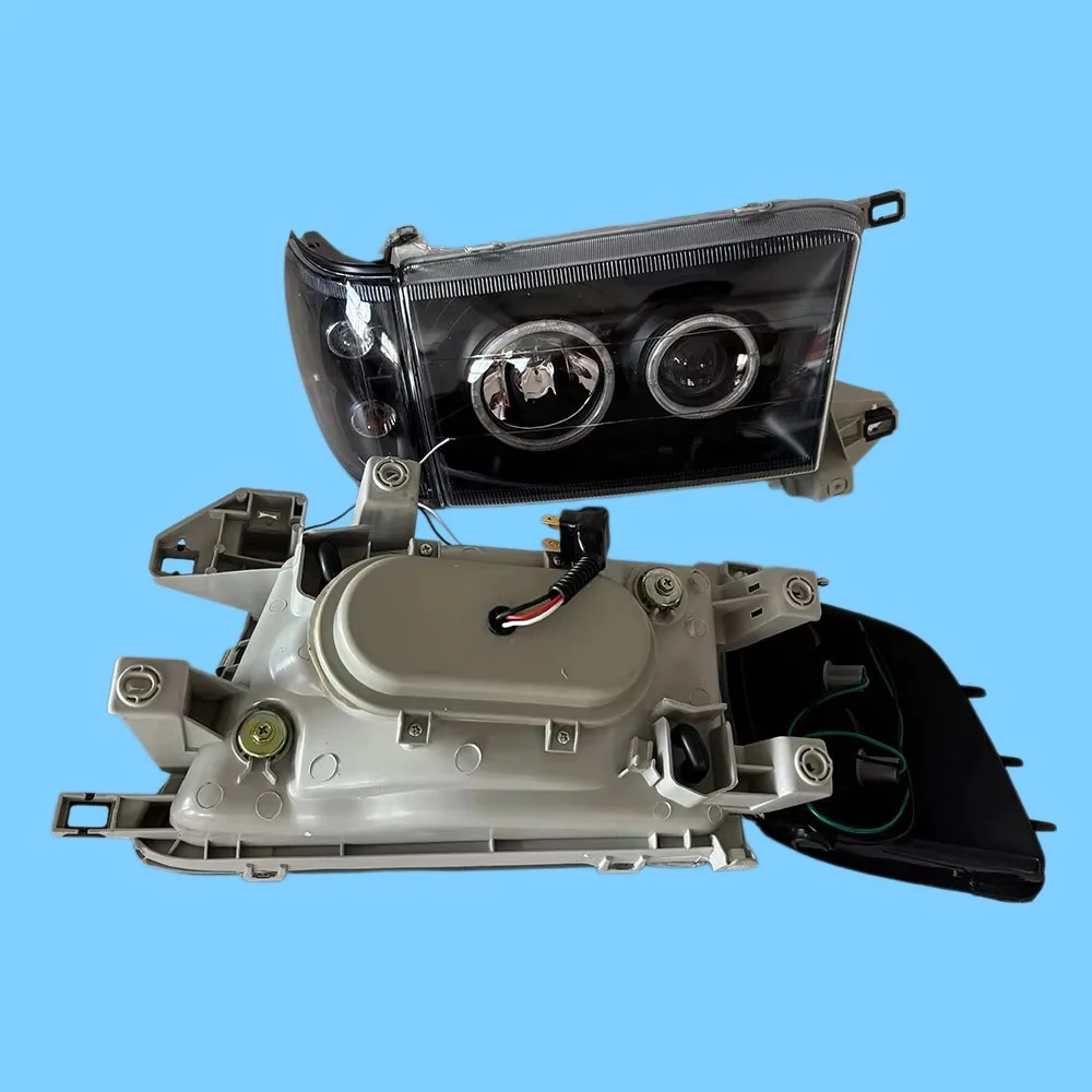 Suitable for Toyota HILUX SURF KZN185 1996 to 2000 models with lens aperture crystal headlights and corner lights 4PCS