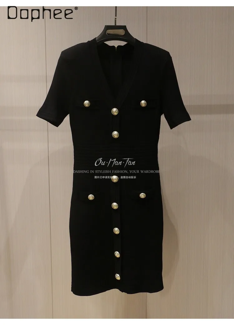 

Luxury V-neck Knitted Dress Women White Slim Sexy Short-sleeved A-line Dress Commuter Style High-end Single-breasted Dresses