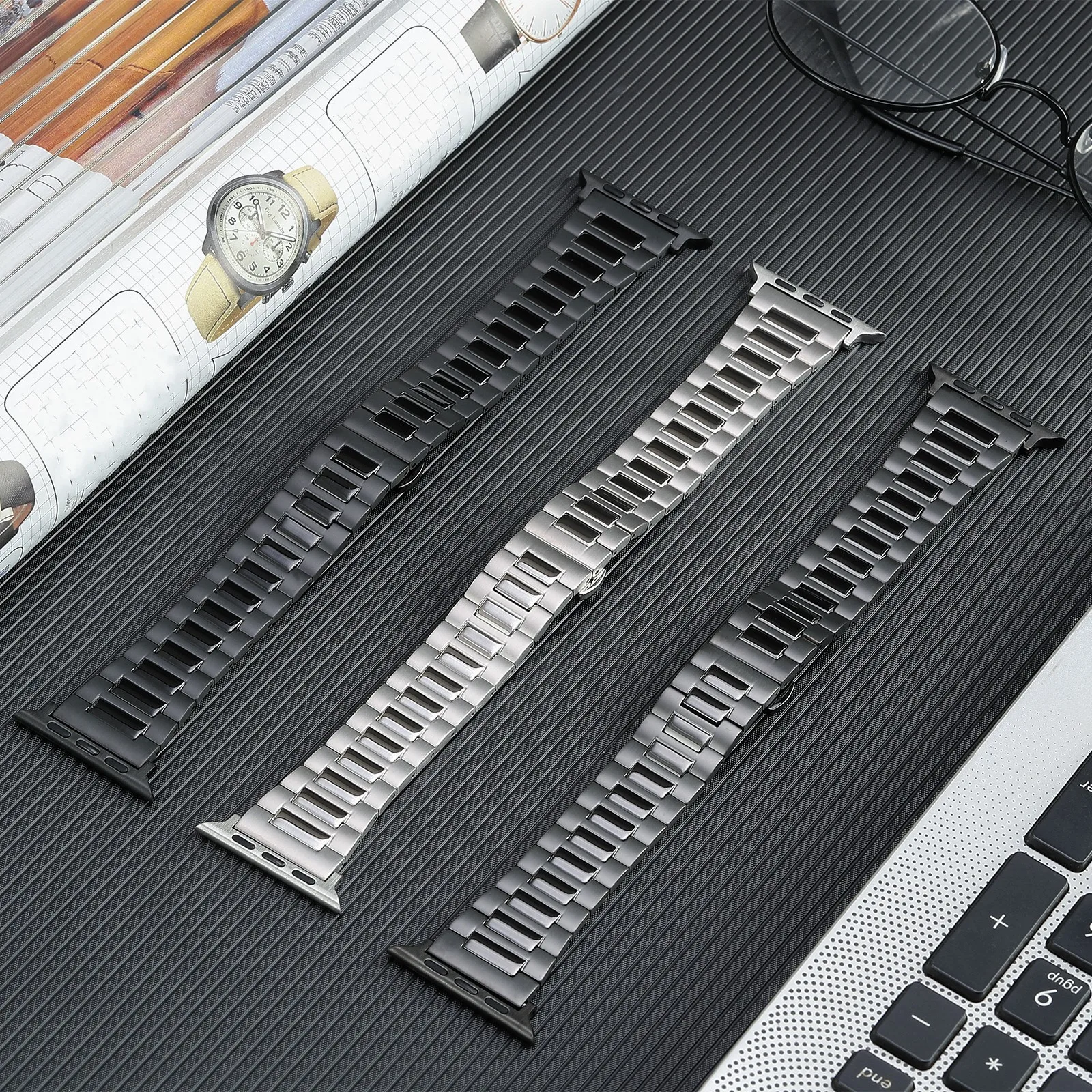 New Apple Watch 8 Ultra Three Bead Titanium Metal Watch Strap iWatch Butterfly Buckle Titanium Strap