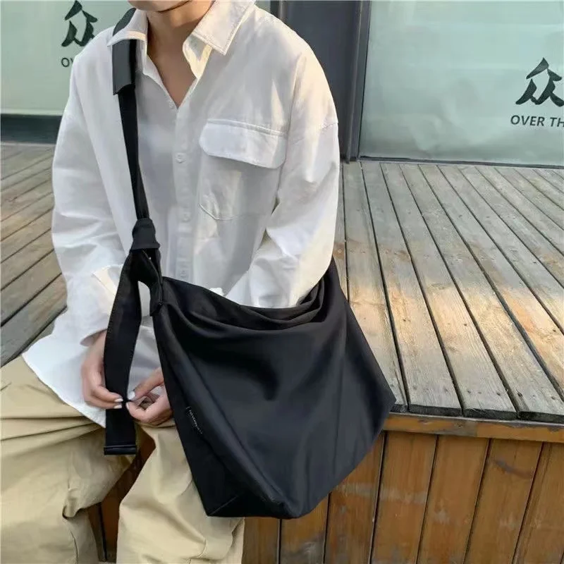 2023 Men's And Women's Large Capacity Messenger Bag Crossbody Bag Student Bag High Quality Canvas Travel Outdoor Fitness Bag