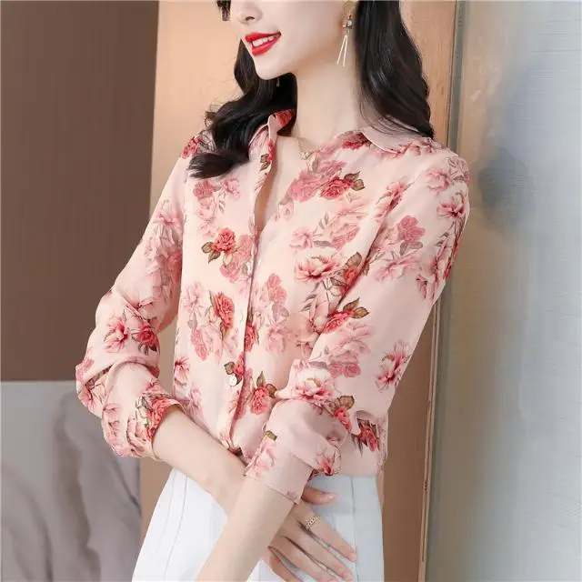 Long Sleeved Simulation Silk Shirt for Women in Spring 2024 High-end Fashion Temperament Versatile and Thick Touch Top Trendy