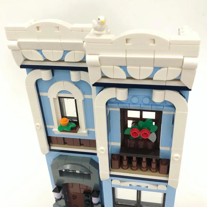 564pcs MOC Blue Townhouse Facade alternate Modulared Model Building blocks toy Assemble Christmas gift DIY creative idea Kids