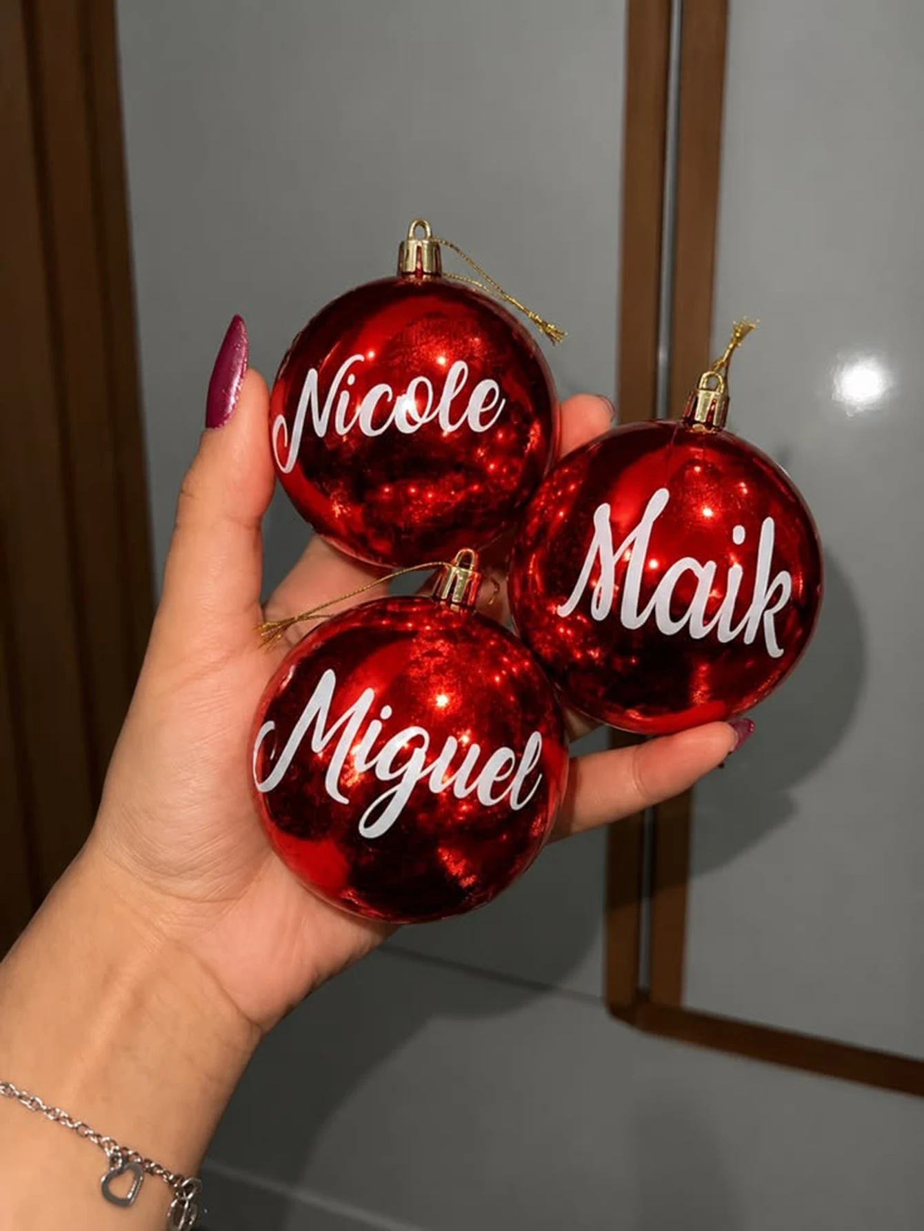 Custom Name Shiny Red Christmas Bauble, Engraved Text Glossy Xmas Ball Tree Decoration Custom Text Tree Hanging Ornament Gift