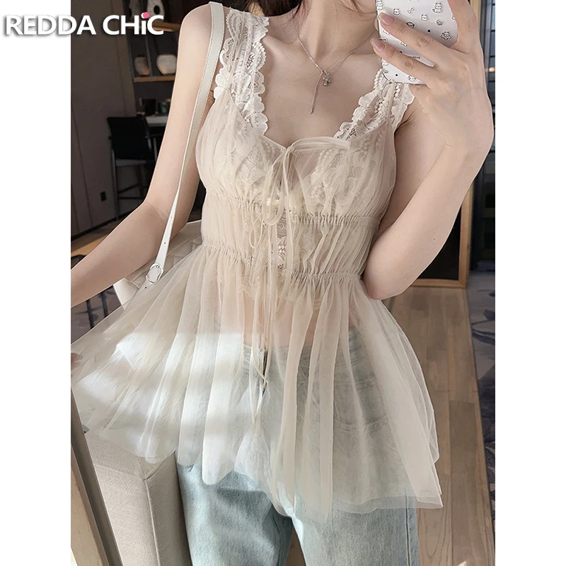 

ReddaChic женский комплект из двух предметов с v-образным вырезом и глубоким кружевным бюстгальтером на тонких бретельках с открытой передней повязкой из тюля камзол корейская летняя одежда
